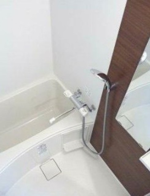 バス・シャワールーム　別部屋同仕様タイプ