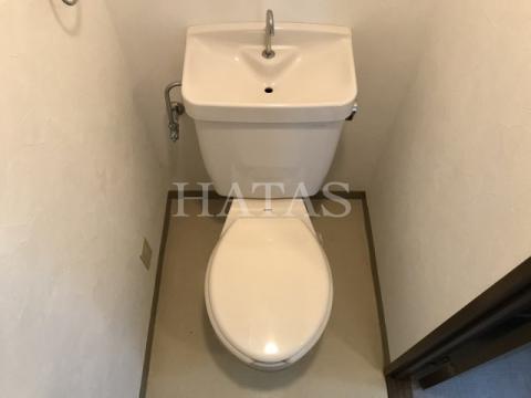 トイレ　同物件別部屋です。