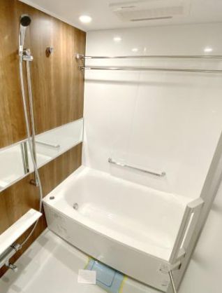 バス・シャワールーム　別部屋参考写真