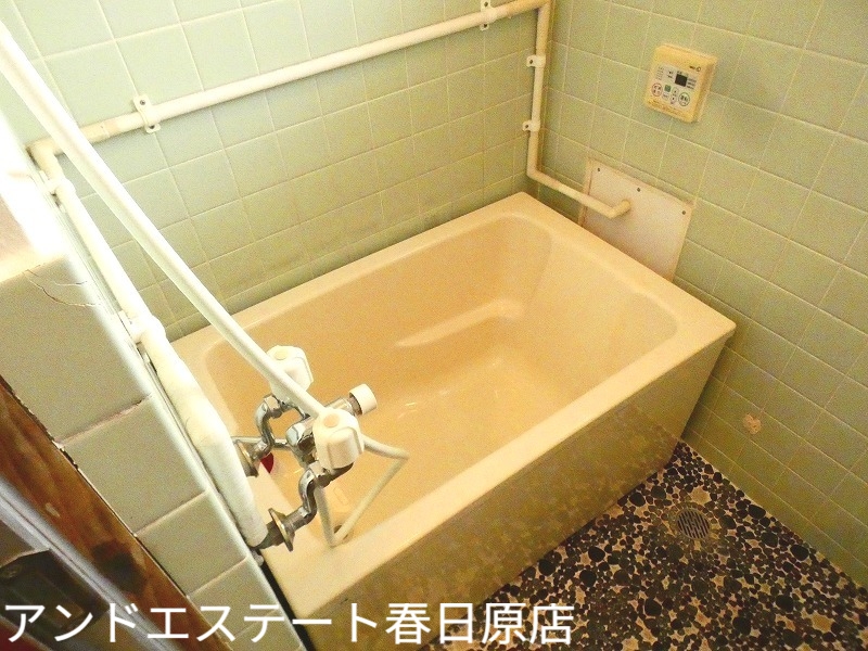 バス・シャワールーム　給湯・シャワー付き