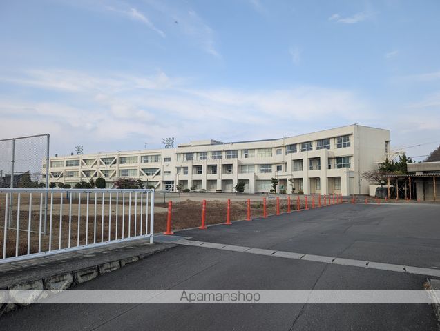 中学校　稲羽中学校（中学校）まで1977m