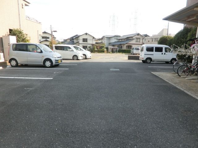駐車場　敷地内の駐車場です！