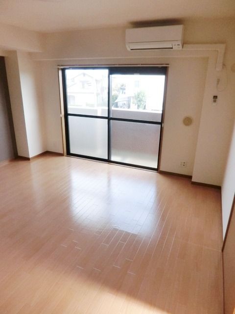 その他部屋・スペース　日当たり良好の角部屋物件。