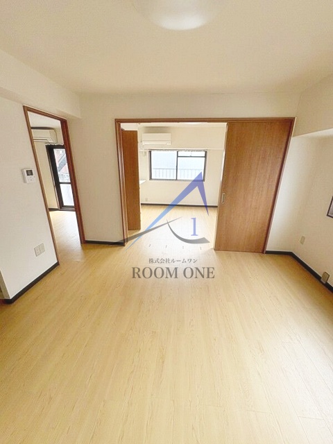居室・リビング　洋室のお部屋です。