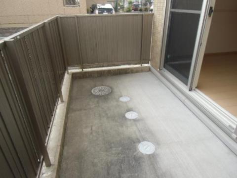 バルコニー　テラス