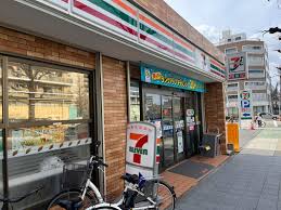 コンビニ　セブンイレブン 名古屋内山2丁目店（コンビニ）まで262m