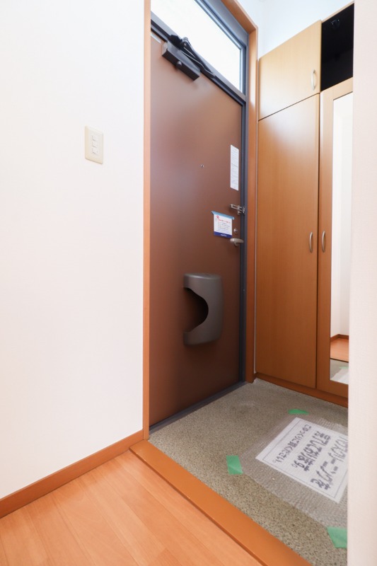 玄関　図面と現状に相違がある場合には現状を優先