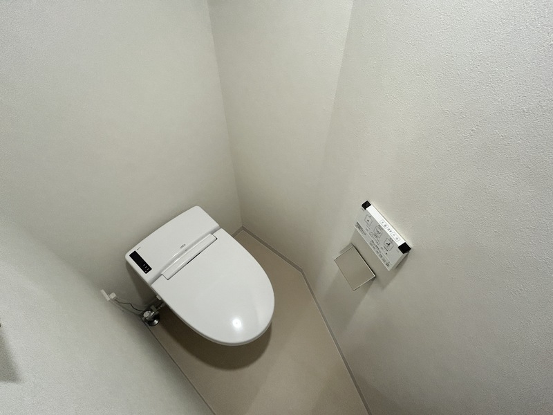 トイレ　同タイプ別部屋写真です