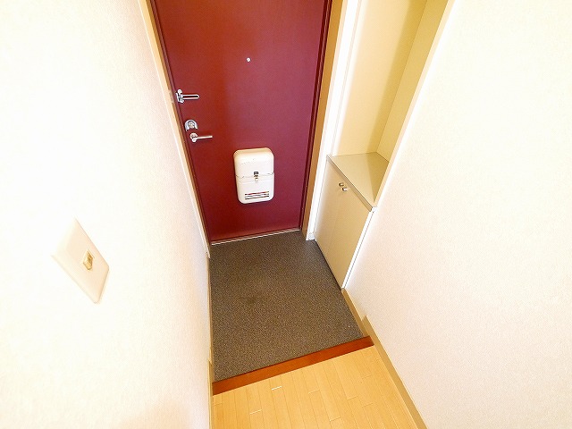 玄関　シンプルで使いやすい玄関です