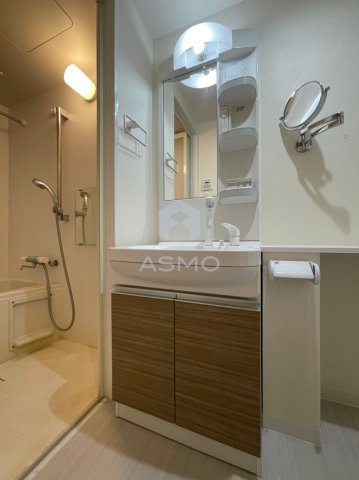 洗面設備　同マンション別部屋参考写真