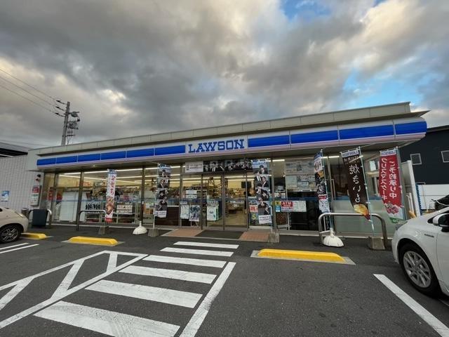 コンビニ　ローソン防府本橋町店（コンビニ）まで527m