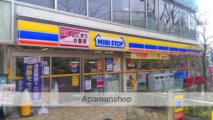 コンビニ　ミニストップ信濃町駅南口店（コンビニ）まで358m