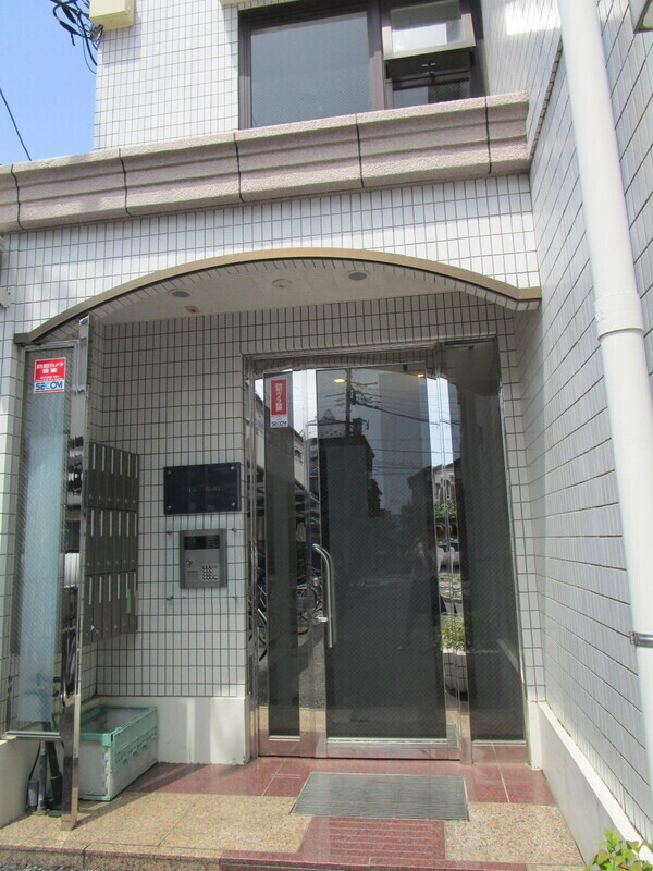 玄関　外観