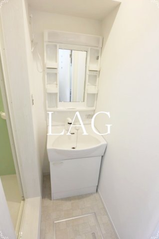 洗面設備　洗面台です。
