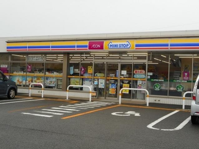 コンビニ　ミニストップ徳島末広店様（コンビニ）まで220m