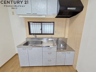 キッチン　壁付けキッチンでスペースを有効活用できます！