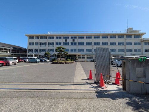 小学校　岡山市立幡多小学校（小学校）まで950m