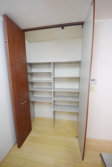 収納　★お部屋探しは株式会社タウンハウジング東京まで★