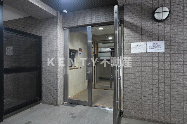 エントランス　建物の内部です