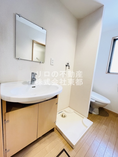 洗面設備　嬉しい洗面台は独立タイプ！