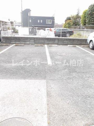 駐車場　駐輪場があります