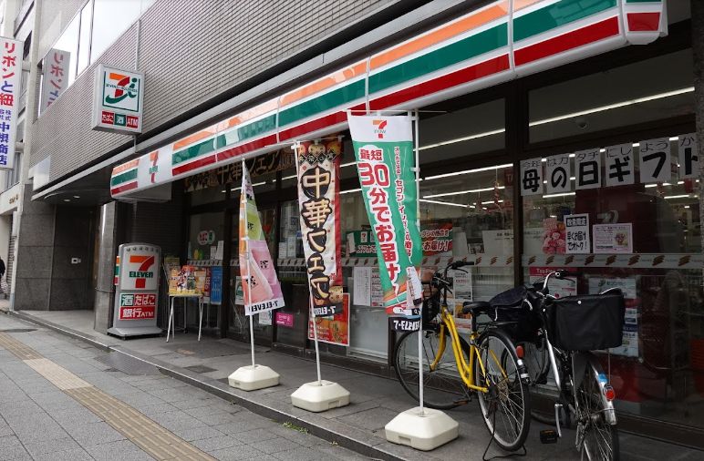 コンビニ　セブンイレブン台東浅草橋3丁目東店（コンビニ）まで362m