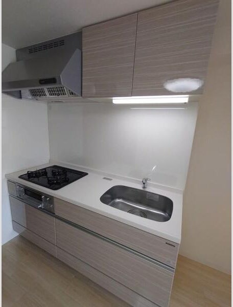 キッチン　※写真は同じマンションの違う部屋のものになります。