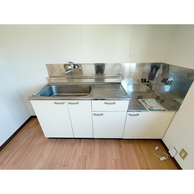 キッチン　※同型別部屋　参考画像