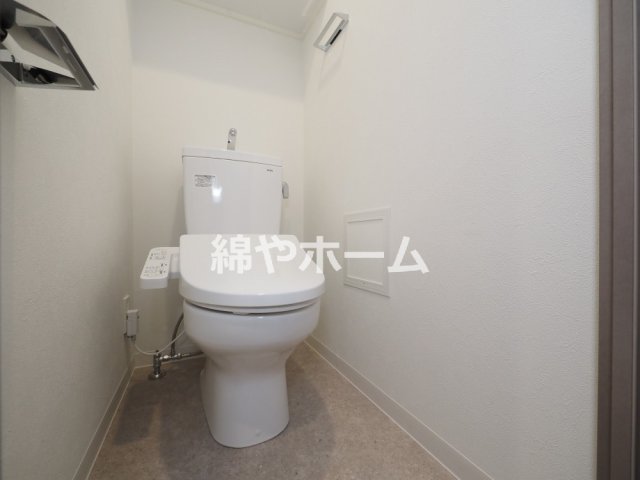 トイレ　シンプルで使いやすいトイレです