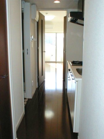 玄関　※別部屋参考写真