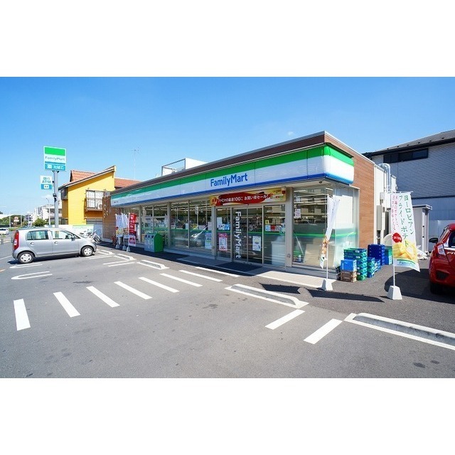 コンビニ　ファミリーマート　轟町１（コンビニ）まで230m