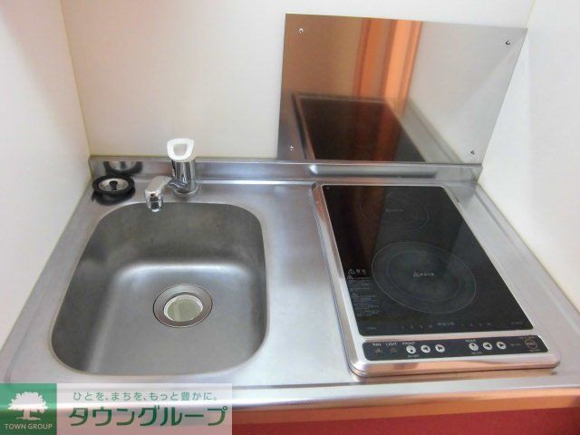 キッチン　二口電気コンロ