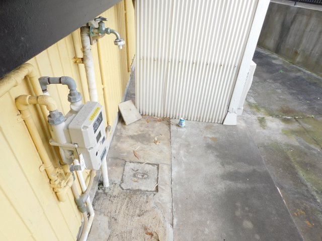 その他　洗濯機置場（屋外）