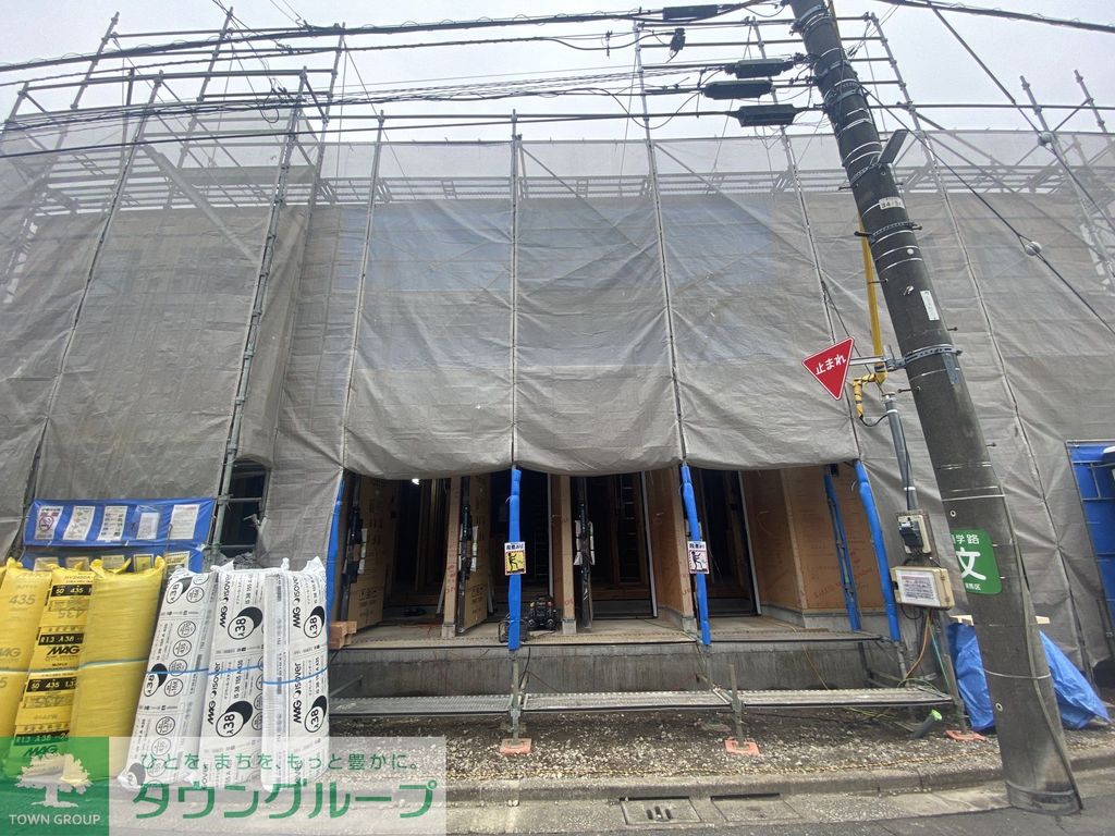 ロビー　駐車場