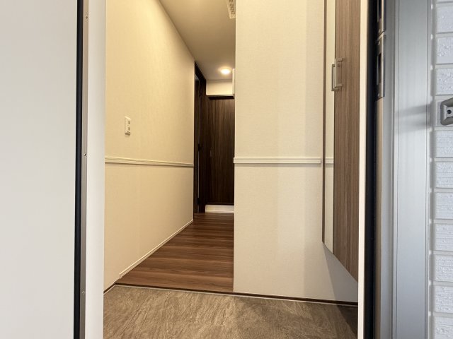 セレスティア唐山町の玄関写真