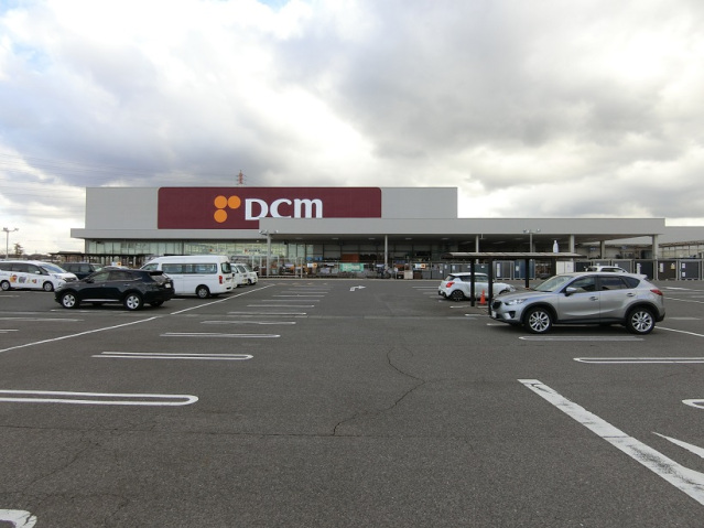 ホームセンター　DCM泉佐野松風台店（ホームセンター）まで990m