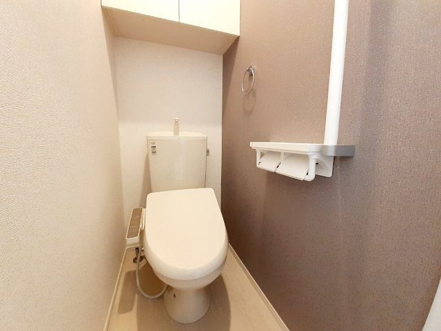 トイレ　清潔感のあるトイレです