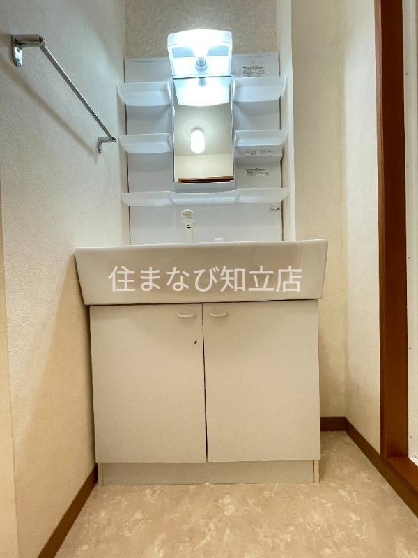 洗面設備　同型別部屋写真