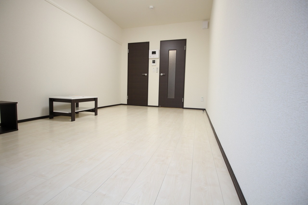 居室・リビング　※お部屋により備品が多少異なる場合がございます。