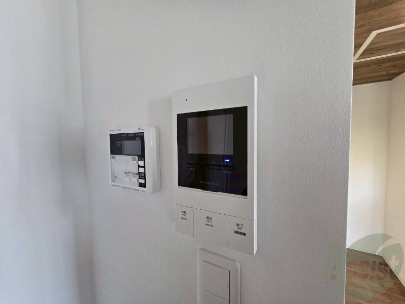 セキュリティ　ＴＶモニター付インターホンです。来客者の顔が見えるので安心！