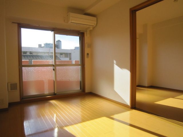 居室・リビング　エアコンＬＤＫ１基