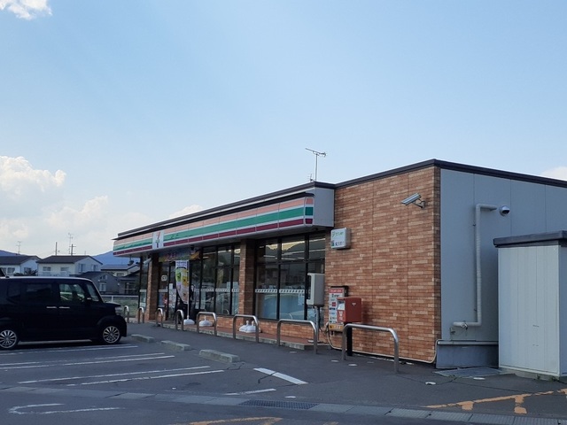 コンビニ　セブンイレブン相馬黒木店（コンビニ）まで1000m