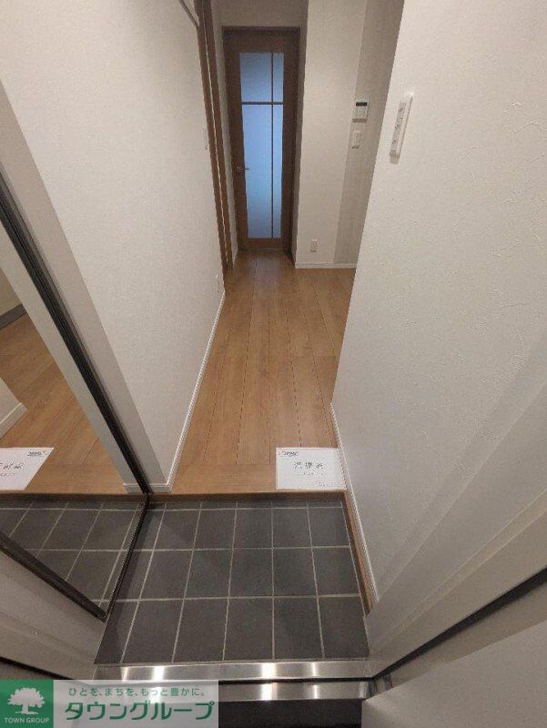 玄関　※別部屋写真参考※