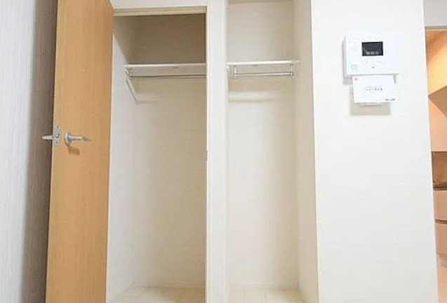収納　※別部屋の参考写真です。