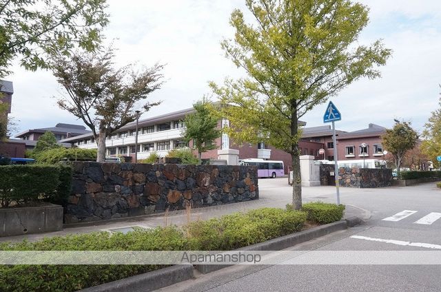 高校・高専　金沢龍谷高等学校（高校・高専）まで720m