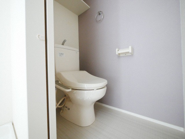 トイレ　シンプルで使いやすいトイレです