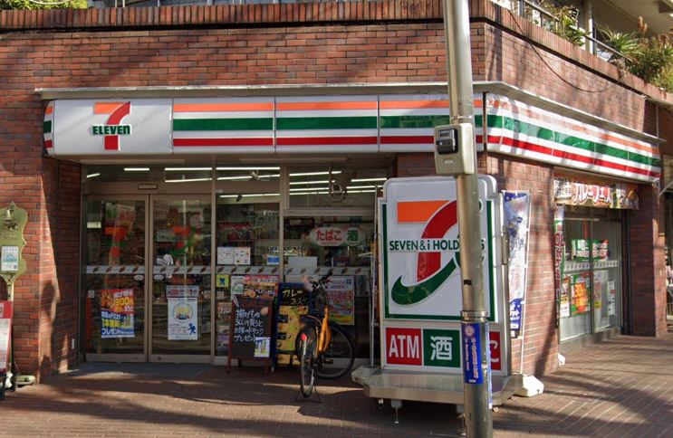 コンビニ　セブンイレブン 調布仙川駅南店（コンビニ）まで169m