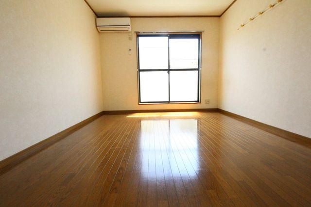 居室・リビング　★タウンハウジング多摩センター店までお問い合わせくださいま…