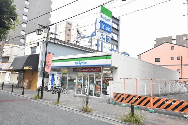 コンビニ　ファミリーマート　新今里三丁目（コンビニ）まで522m