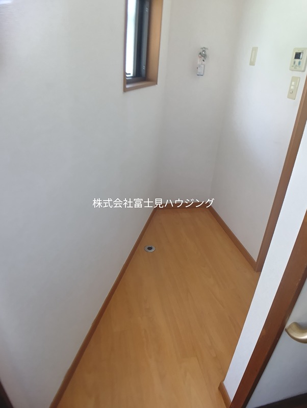 その他　室内洗濯機置場